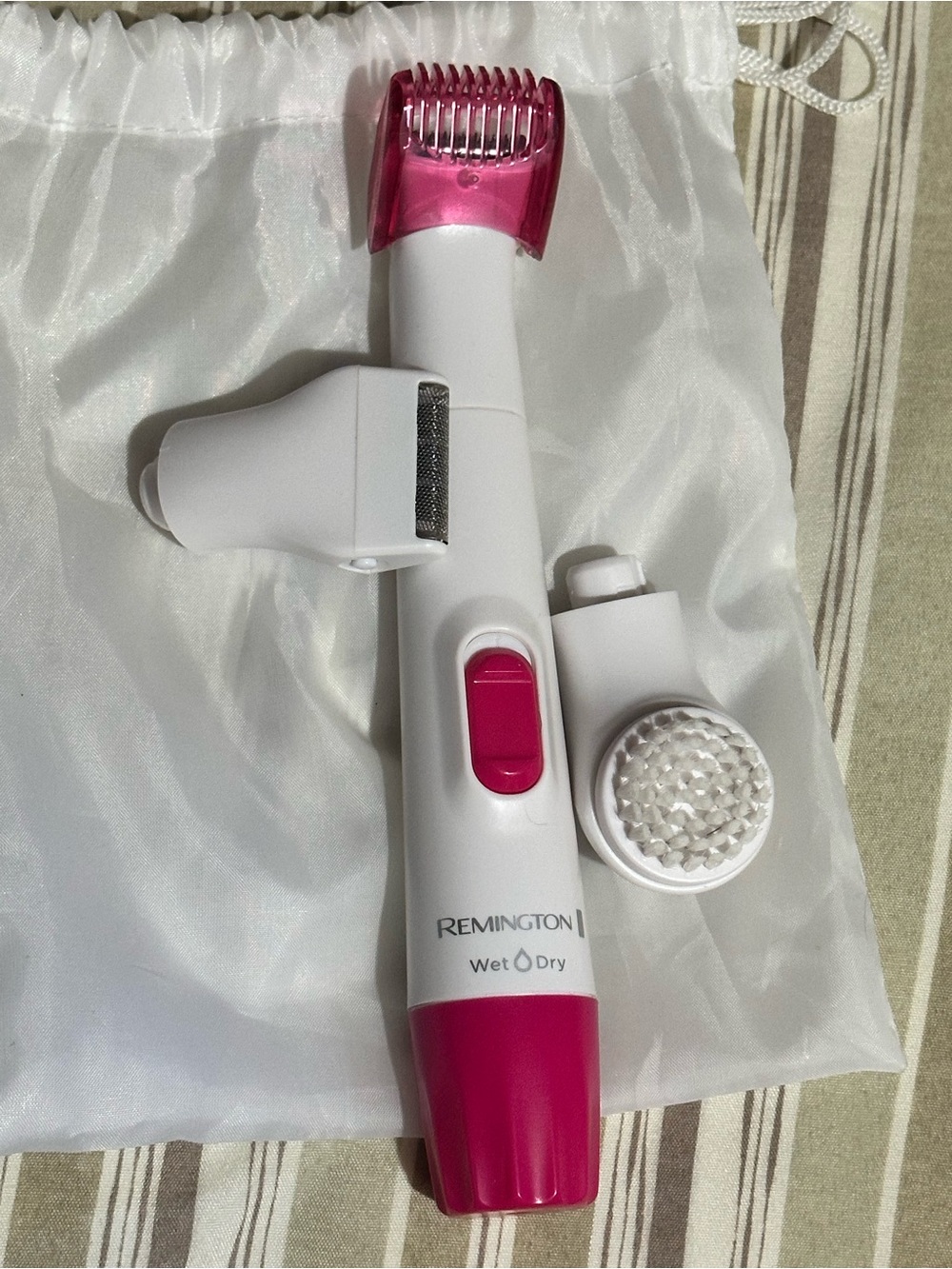 Remington White and Pink Personal Grooming Kit with Interchangeable Heads
